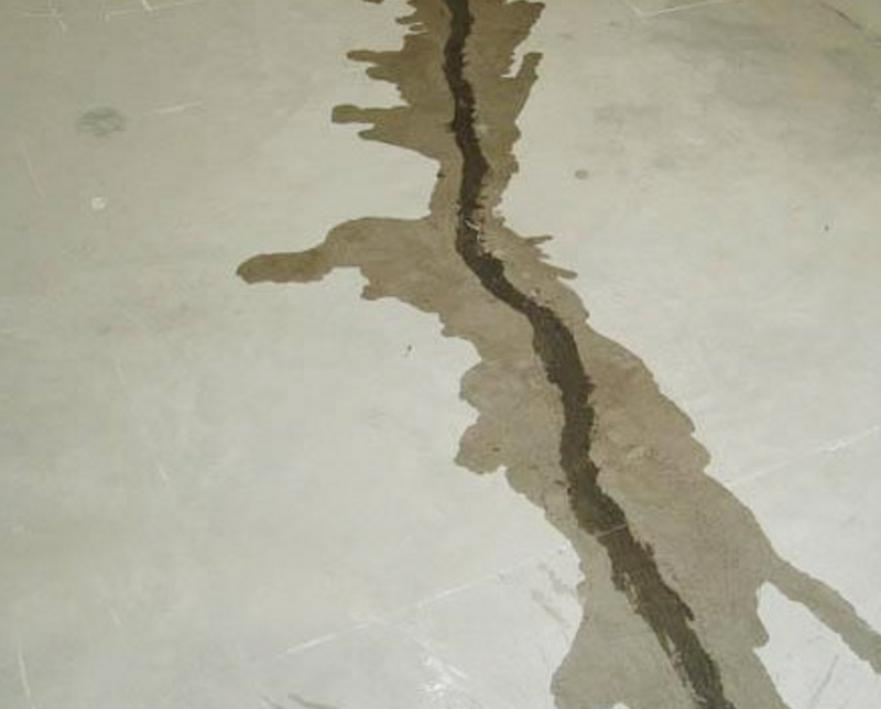 怎么用修补砂浆彻底“根除”地面裂缝?